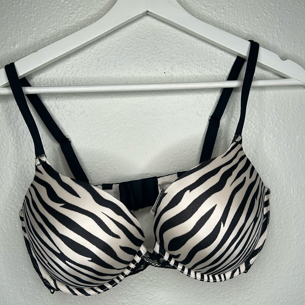 Y2K Gorgeous maiden form smooth texture zebra print criss cross push-up bra